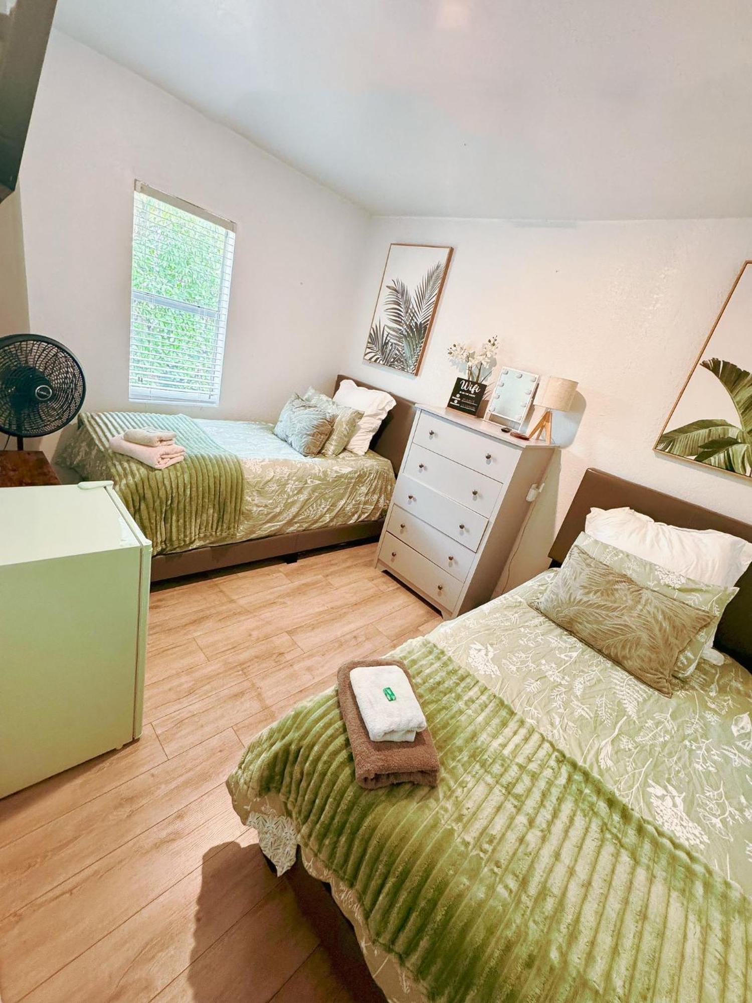 Deluxe Room In Best Location Miami In A 2 Bedrooms Unit - Parking, Laundry And Luggage Storage Exterior foto