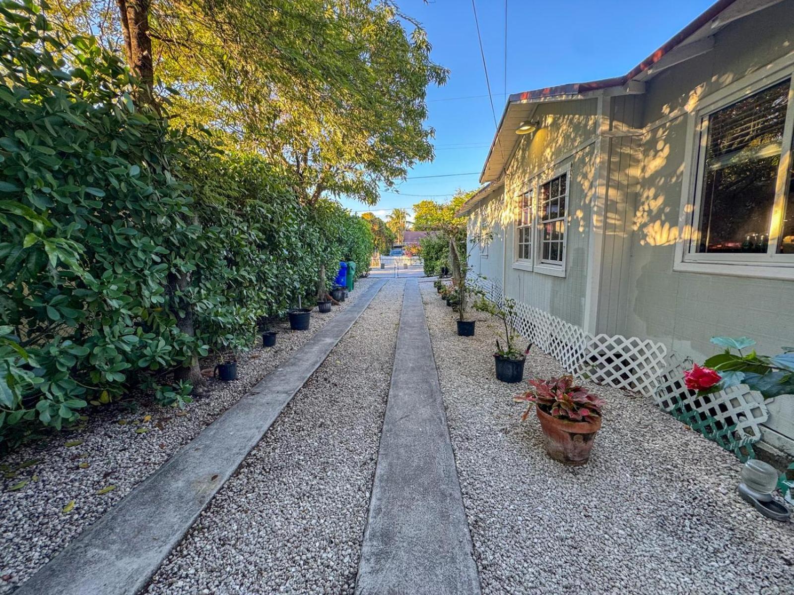 Deluxe Room In Best Location Miami In A 2 Bedrooms Unit - Parking, Laundry And Luggage Storage Exterior foto